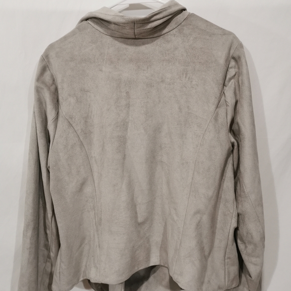 H by Halston Faux Suede Jacket in Light Grey - Sz 20W - Picture 4 of 8